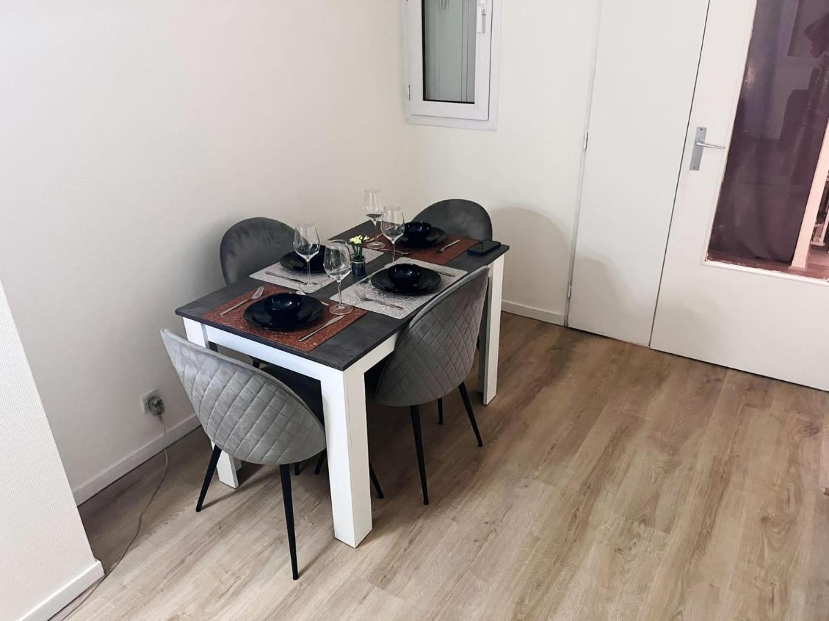 Logement Entier Chambre+Salon + Jardin & Terrasse Лез Улис Екстериор снимка